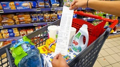 Supermarchés : ces 3 produits risquent de voir leur prix flamber à cause de l'inflation