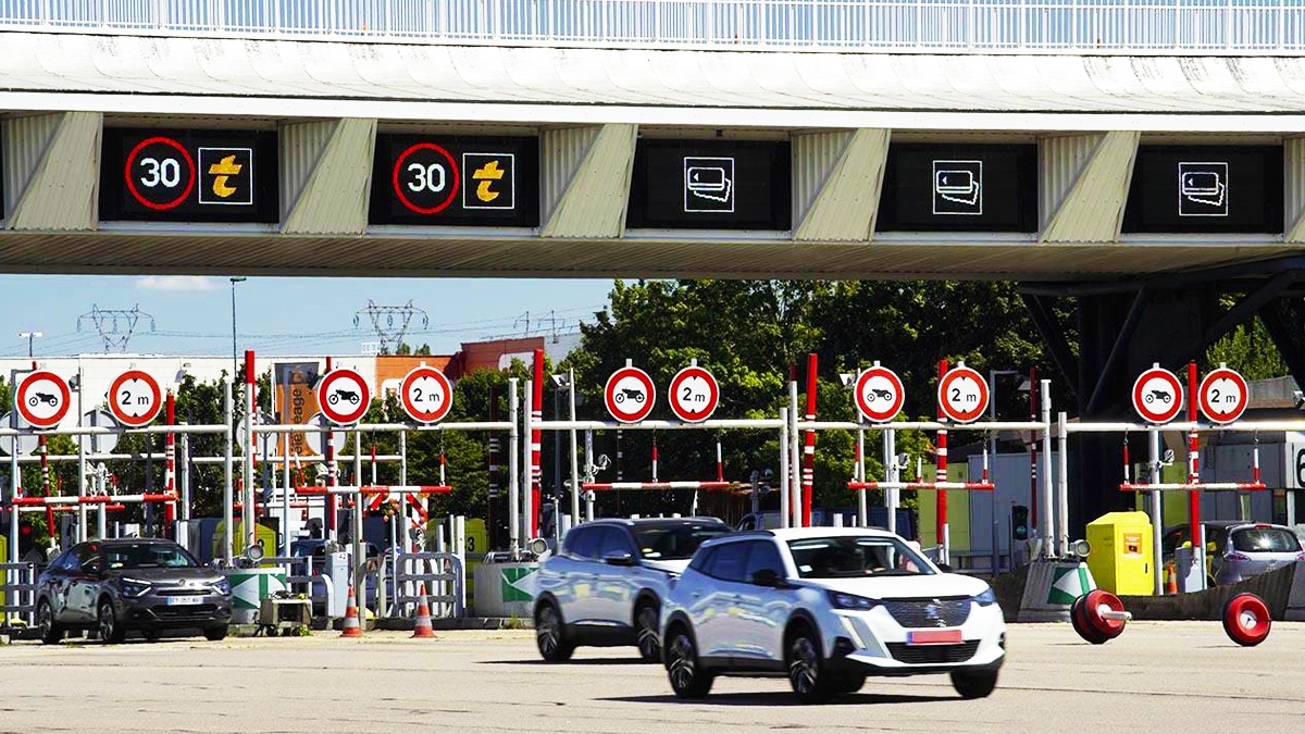 Automobilistes : l’astuce efficace pour faire jusqu’à 20% d’économie sur les péages d’autoroutes