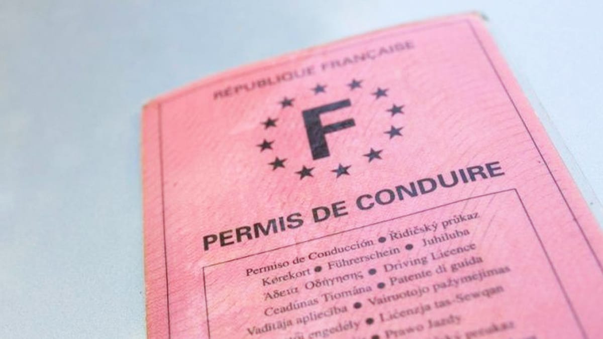 Le permis rose bientôt invalide : la nouvelle date officielle à ne surtout pas oublier