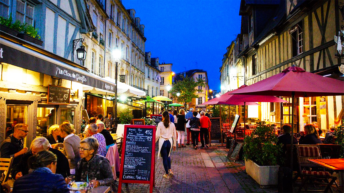 Le signe le plus révélateur pour repérer un piège à touristes dans les restaurants selon des chefs de cuisine