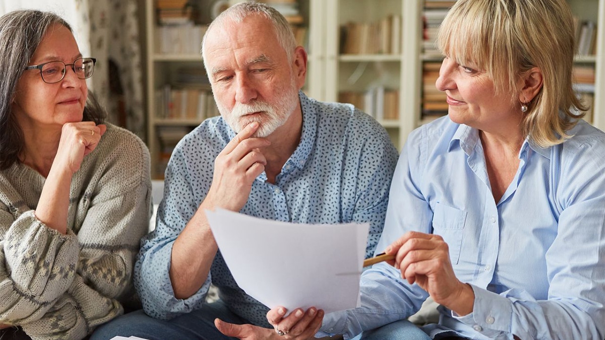 La liste des aides pour les seniors en situation précaire et en finir avec les galères d’argent