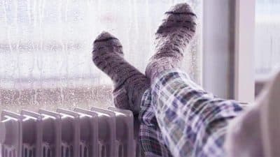 5 astuces infaillibles pour être au chaud cet automne sans allumer votre chauffage