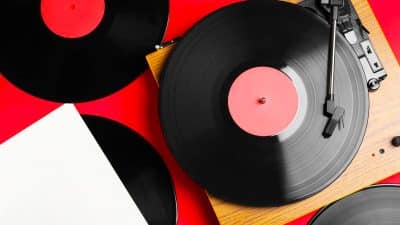 Ces disques vinyles sont rares et peuvent vous rapporter une fortune : vérifiez vos placards