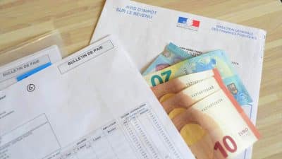 Des milliers de Français impactés par cette erreur des impôts: attention au prélèvement sur votre salaire