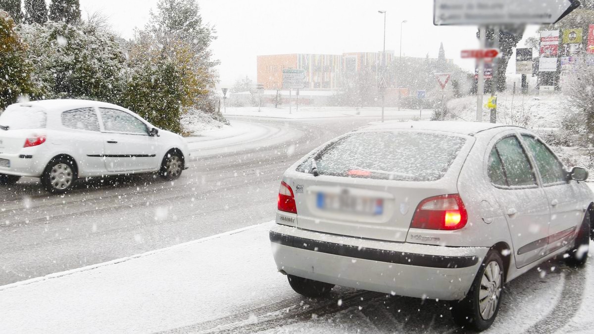 Météo : la neige débarque en France, les départements concernés