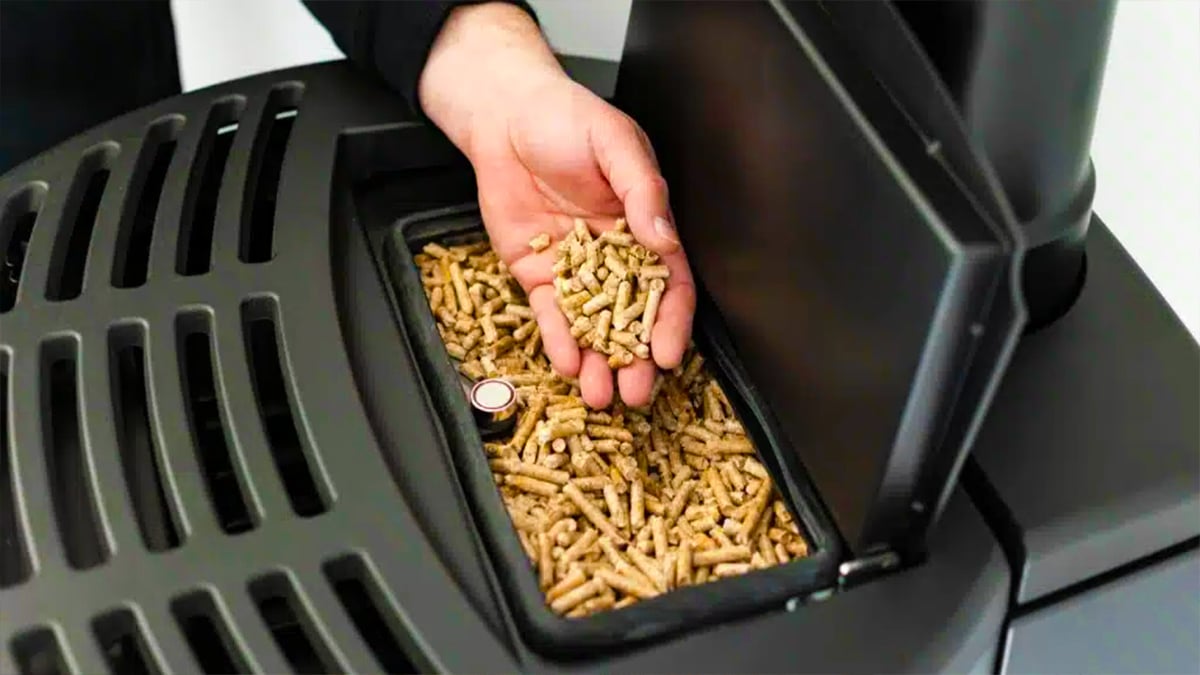 Ces inconvénients des pellets de bois que les vendeurs vous cachent : les pièges à éviter