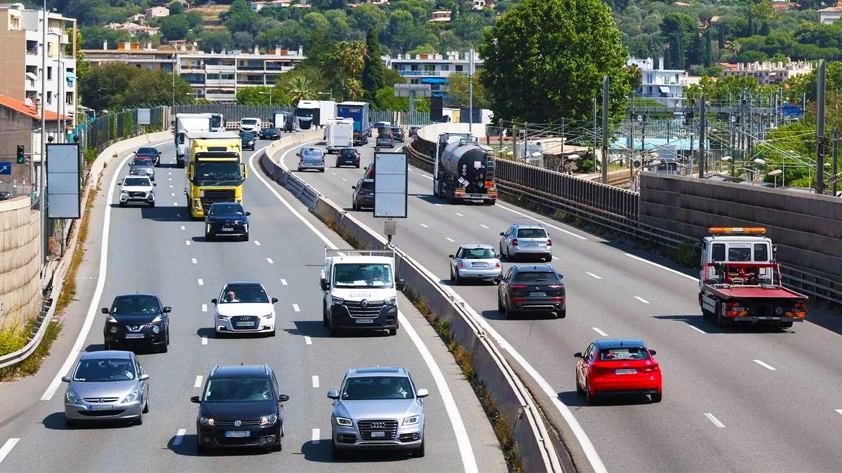 Cette signalisation surprenante débarque sur les routes, sa signification que les conducteurs doivent savoir