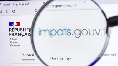 Impôts : ce que va changer la censure du gouvernement pour votre prélèvement mensuel dès 2025