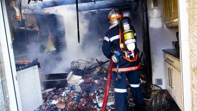 Un pompier alerte sur cet appareil qui est le plus dangereux chez vous : graves risques d’incendies