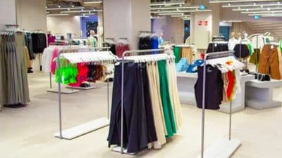 Cette enseigne de mode phare en France annonce la fermeture définitive de ces magasins