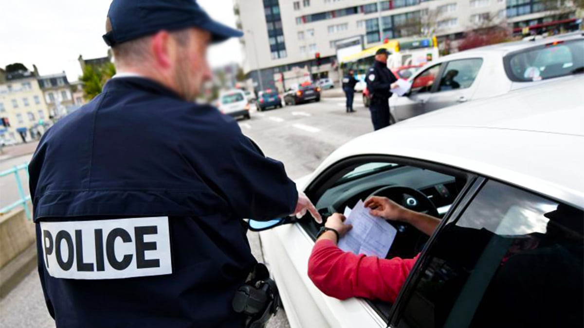 135 euros d'amende pour les automobilistes qui n'ont pas cette attestation obligatoire