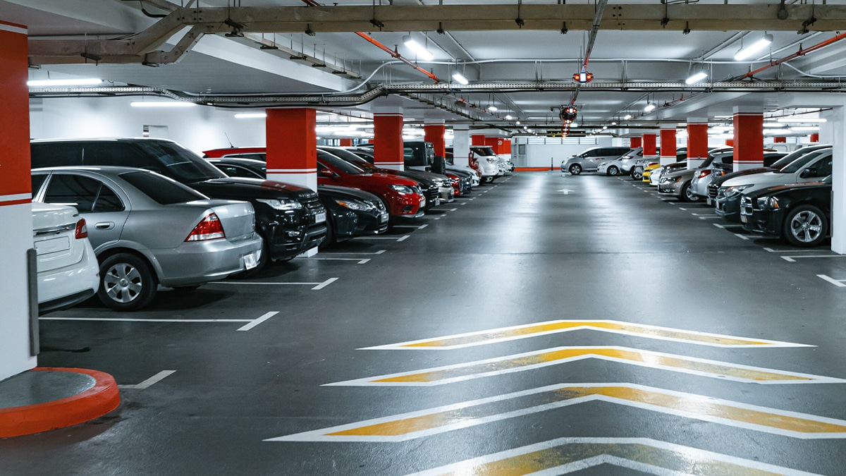 Attention à cette arnaque de plus en plus courante dans les parkings, les personnes âgées ciblées