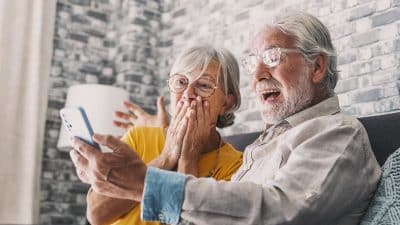 Impôts : bonne nouvelle pour les plus de 65 ans, cet abattement fiscal devient plus avantageux