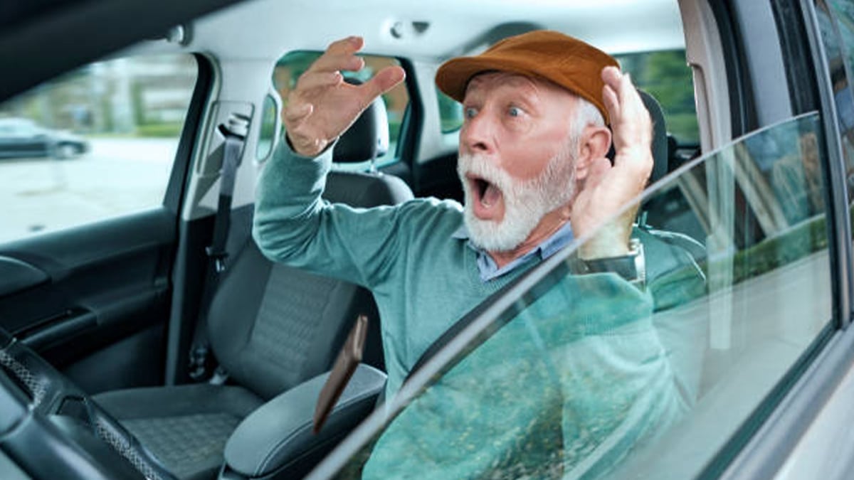 Ni 65 ans ni 70 ans: l’âge exact auquel les automobilistes devraient arrêter de conduire, selon le Code de la route